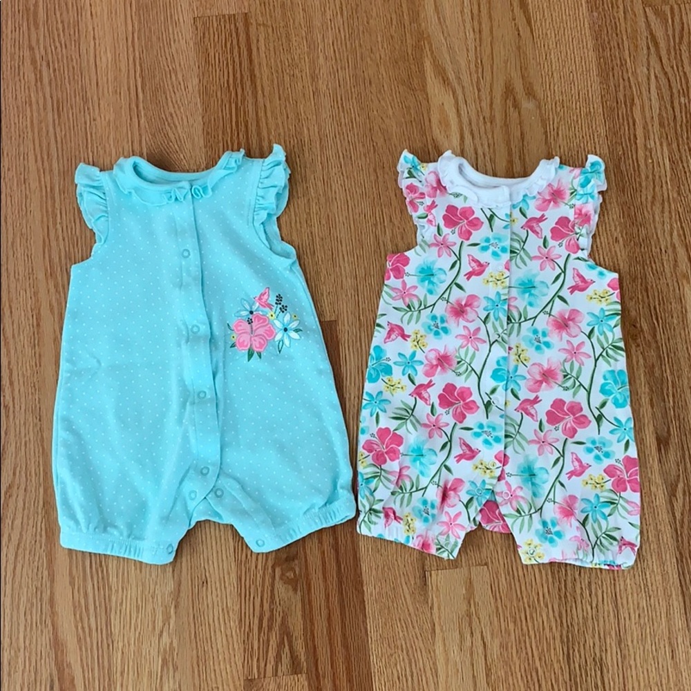 Baby body suits
